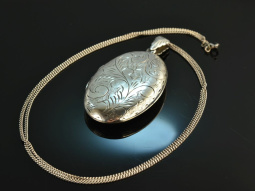Around 1960! Large medallion pendant with long chain...