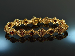 Around 1990! Pretty bracelet with garnets silver 925 gold...
