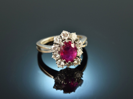 Juwelier Schilling Stuttgart um 1965! Edler Rubin Brillant Ring Wei&szlig; Gold 750