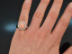 Feines Ros&eacute;! Eleganter Ring mit Engelshaut Koralle und Brillanten Wei&szlig; Gold 750