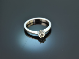 Around 1980! Classic diamond solitaire ring approx. 0.24...