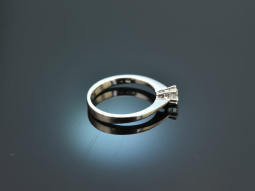 Around 1980! Classic diamond solitaire ring approx. 0.24...