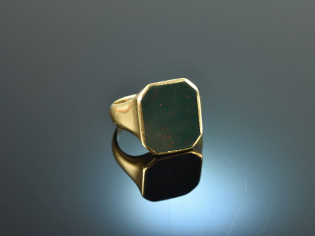 Um 1950! Sch&ouml;ner Wappen Siegel Ring mit Blutjaspis Gold 585