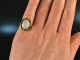 Around 1965! Beautiful cocktail ring with moonstone gold 585