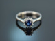 Feines Blau! Klassischer Saphir Brillant Ring Wei&szlig; Gold 750