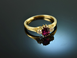 Around 1980! Noble ring with ruby and diamonds gold 750