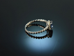 Classy Blue! Feiner Saphir Ring mit Diamanten Wei&szlig;...