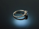 Classy Blue! Feiner Saphir Ring mit Diamanten Weiß  Gold 750