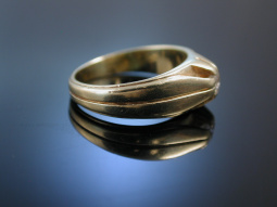 Tender Ties! Bandring Brilliant Engagement Ring Gold 585...