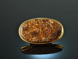 Around 1980! Goldsmith design brooch with Boulder opal in...