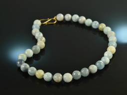 Vivid Blue! Beautiful grained aquamarine necklace silver...