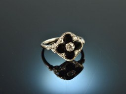 Um 1930! Art Deco Ring mit Altschliffdiamant und Onyx Wei&szlig; Gold 750