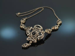 Around 1960! Beautiful traditional dirndl necklace with...