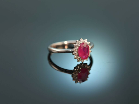 Fine Red! Ring mit Rubin und Brillanten Wei Gold 750