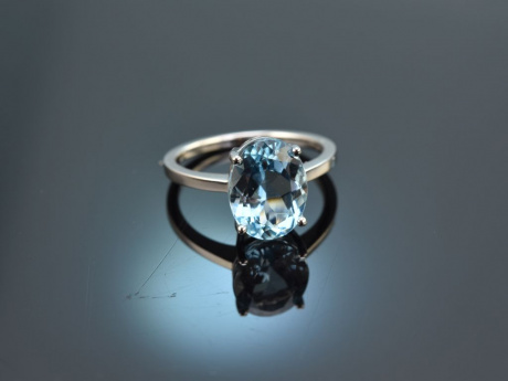 Intense Blue! Ring mit feinstem Aquamarin Weiß Gold 750
