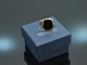 Around 2020! Classic coat of arms signet ring with onyx 333 gold