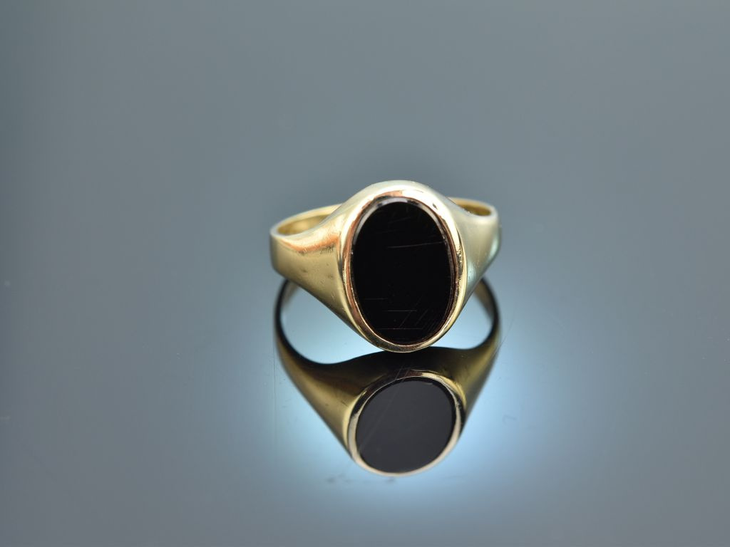 Um 1960! Schlichter Wappen Siegel Ring mit Onyx Gold 333, 479,00 €