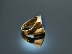 Around 2010! High-quality coat of arms signet ring with...
