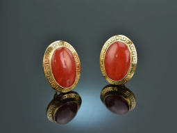 Around 1965! Fine coral earrings 750 gold