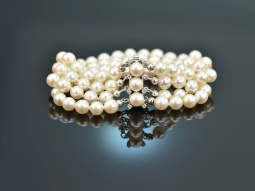 Around 1980! Fine Akoya cultured pearl bracelet with...