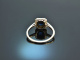 Um 1920! Feiner Art Deco Ring mit Saphir und Diamant Rosen Wei&szlig; Gold 585
