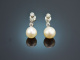 Um 1950! Klassische Diamant Ohrringe mit Akoya Zuchtperlen Weiß Gold 750