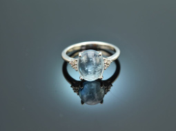 Zartes Blau! Sch&ouml;ner Ring mit Aquamarin und...