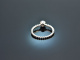 Light Blue! H&uuml;bscher Ring mit Opal Wei&szlig; Gold 585