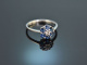 Blue Daisy! Klassischer Ring mit Saphiren und Brillant Weiß Gold 750
