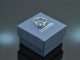 Blue Daisy! Klassischer Ring mit Saphiren und Brillant Wei Gold 750