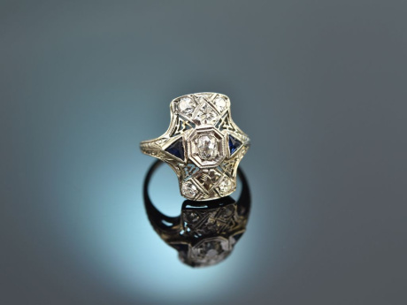 Um 1920! Edler Art Deco Ring mit Diamanten und Saphiren Wei&szlig;gold 750