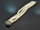 Around 1975! Fine 3-row Akoya cultured pearl bracelet brilliant-cut emeralds white gold 750