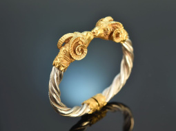 Around 1980! Extravagant vintage rams head bangle silver...