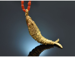 Around 1970! Filigree fish pendant with coral chain...