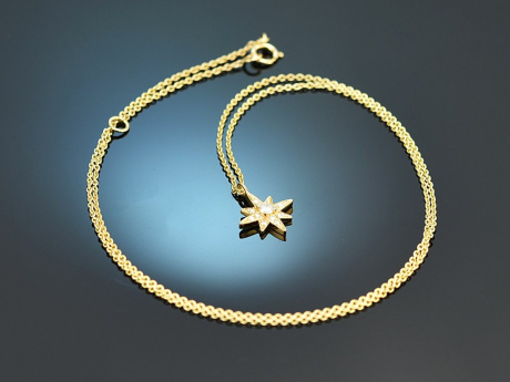 H&uuml;bsches Stern Collier mit Brillanten Gold 750