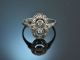 Um 1925! Art Deco Ring mit Diamanten Wei&szlig;gold 585