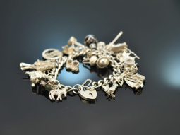 London 1975! Chic charm bracelet with 23 silver 925 charms