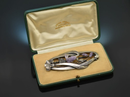 Vienna around 1900! Large signed Art Nouveau belt buckle...
