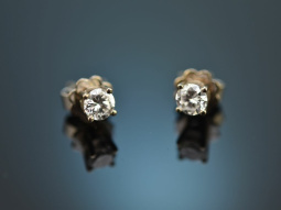 Around 1990! Fine pair of brilliant stud earrings approx....