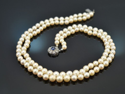 Circa 1990! 2-row Akoya cultured pearl necklace with fine sapphire diamond clasp 750 white gold