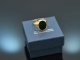 Around 1980! Simple mens coat of arms signet ring with onyx 333 gold