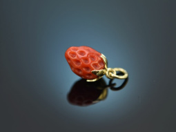 From our workshop! Strawberry coral pendant gold 585