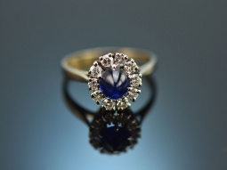 Wien um 1970! Feiner Ceylon Saphir Ring mit Brillanten Wei&szlig;gold 750