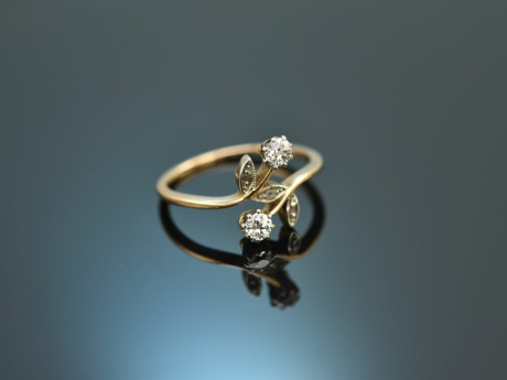 Around 1905! Beautiful Art Nouveau ring with diamonds in 585 gold