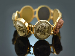 Italy around 1860! Fine lava cameo bracelet tombac gold-plated