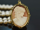 Around 1960! Pretty cultured pearl necklace with cameo pendant, gold-plated silver