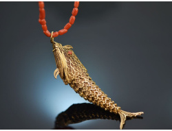 Around 1970! Filigree fish pendant with coral chain,...