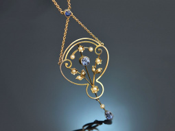 England around 1900! Art Nouveau necklace with seed pearls and sapphires gold 375