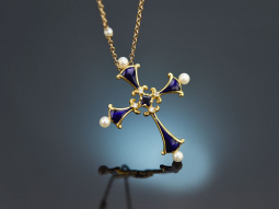 Kreuzanh&auml;nger mit Kette Perlen Zieremail Diamanten und Saphir aus Gold 750