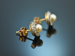 Around 1910! Antique earrings with natural pearls and...